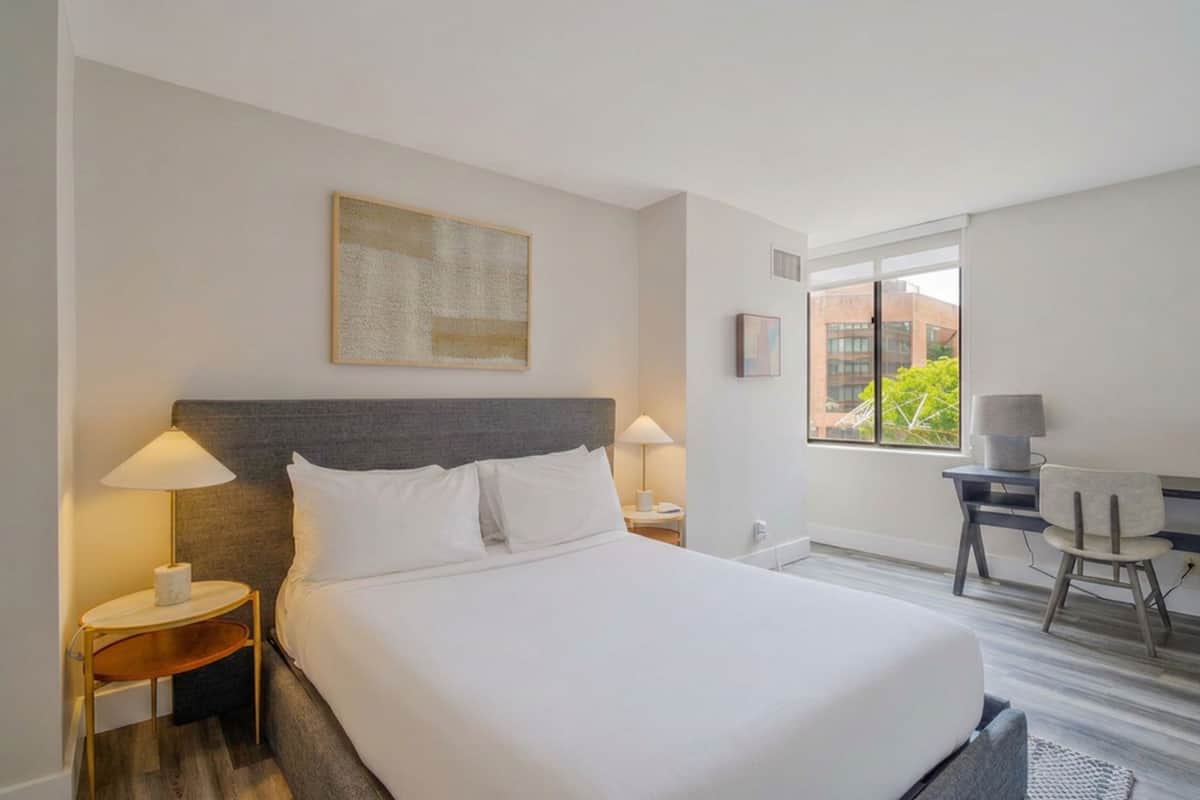 Deluxe Apartment, 1 Queen Bed with Sofa bed, Kitchen