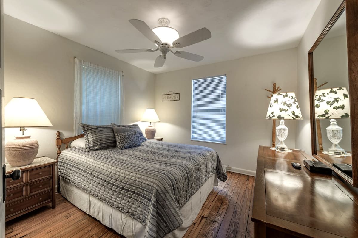 The Garden, Pet Friendly | 1 bedroom, desk, blackout drapes, iron/ironing board