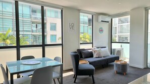 Apartment | In-room dining