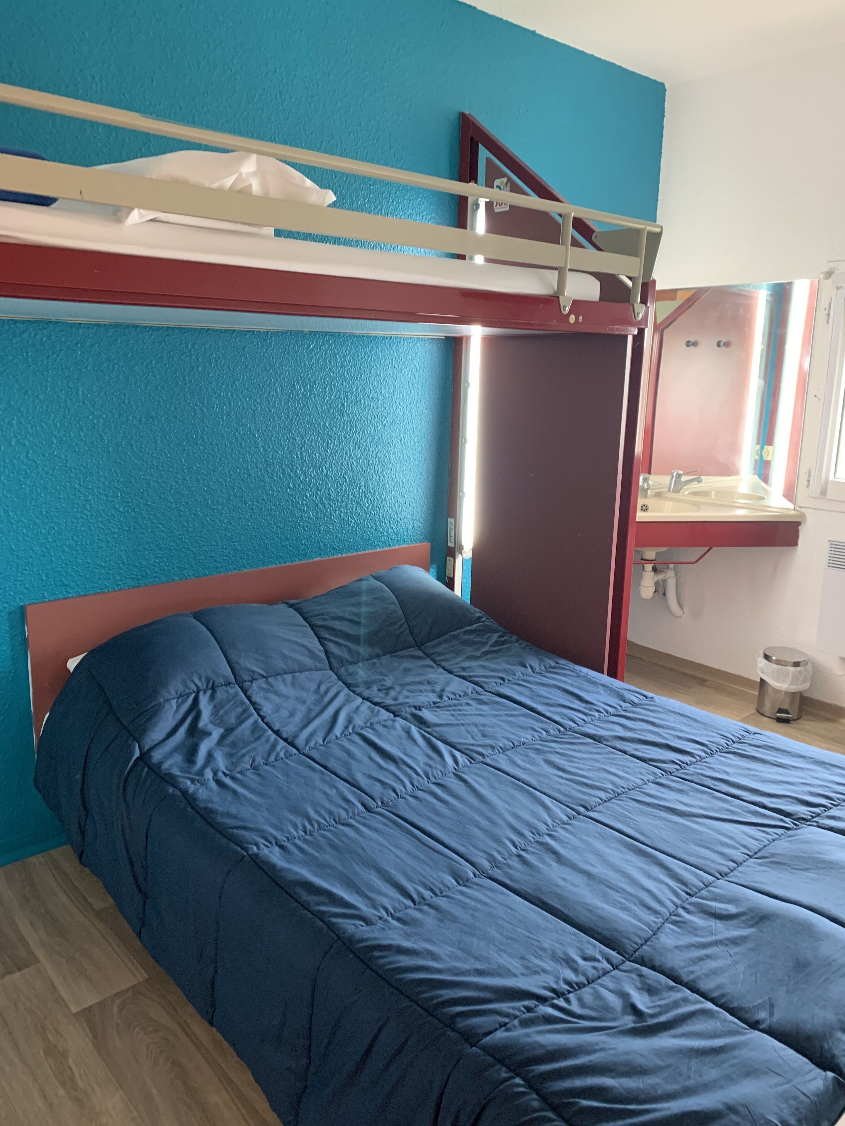 Economy Triple Room | Free WiFi, bed sheets