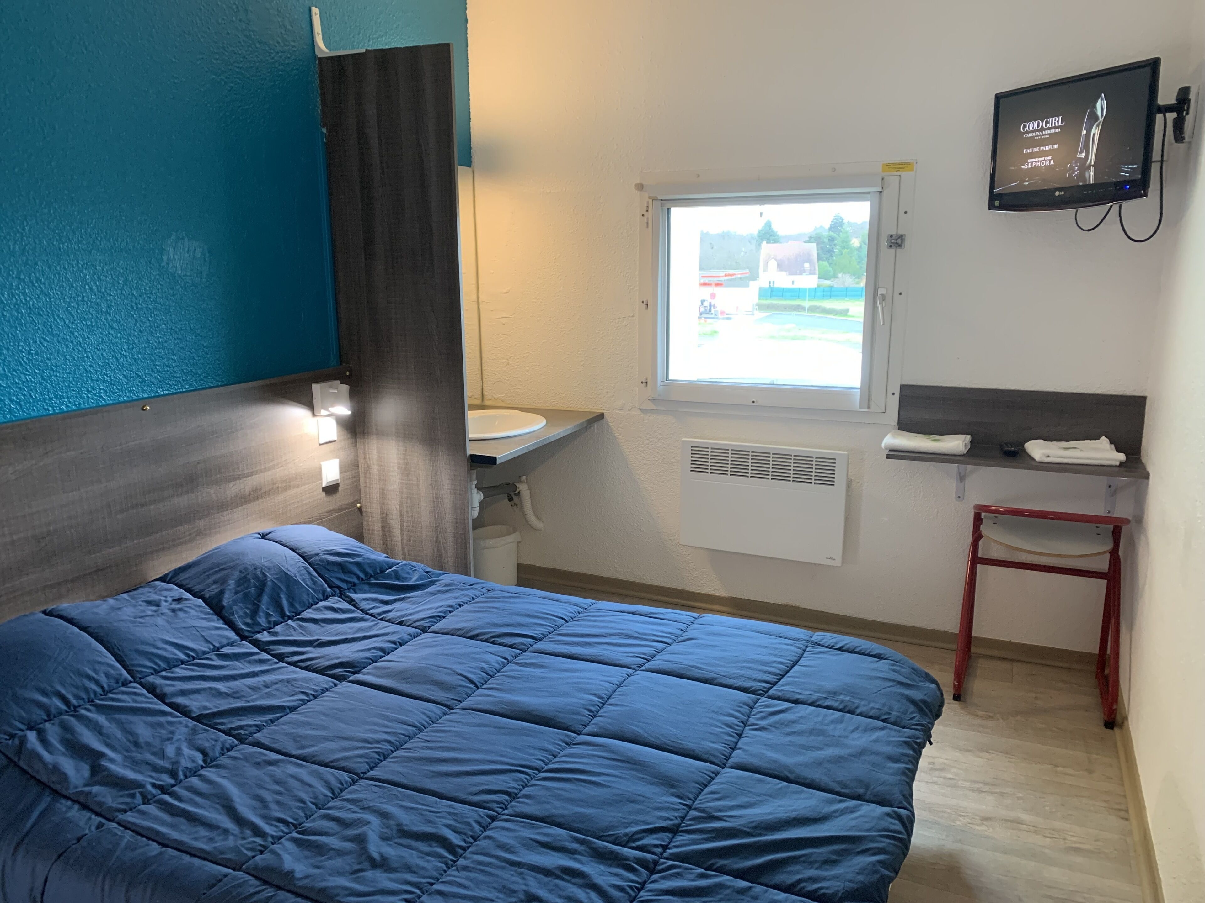 Economy Double Room | Free WiFi, bed sheets