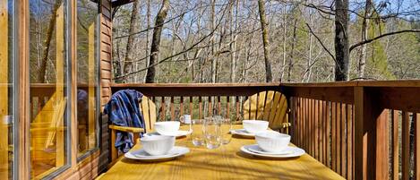 Outdoor dining