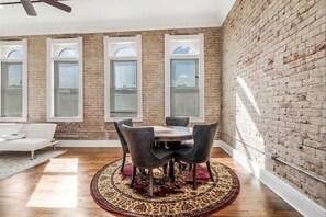 Dining - Historic downtown Luxury apartment  (Crowley)