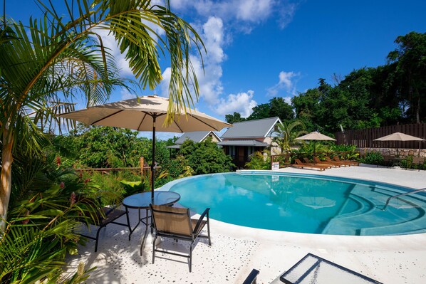 Alberca al aire libre