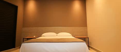 Desk, laptop workspace, free WiFi, bed sheets