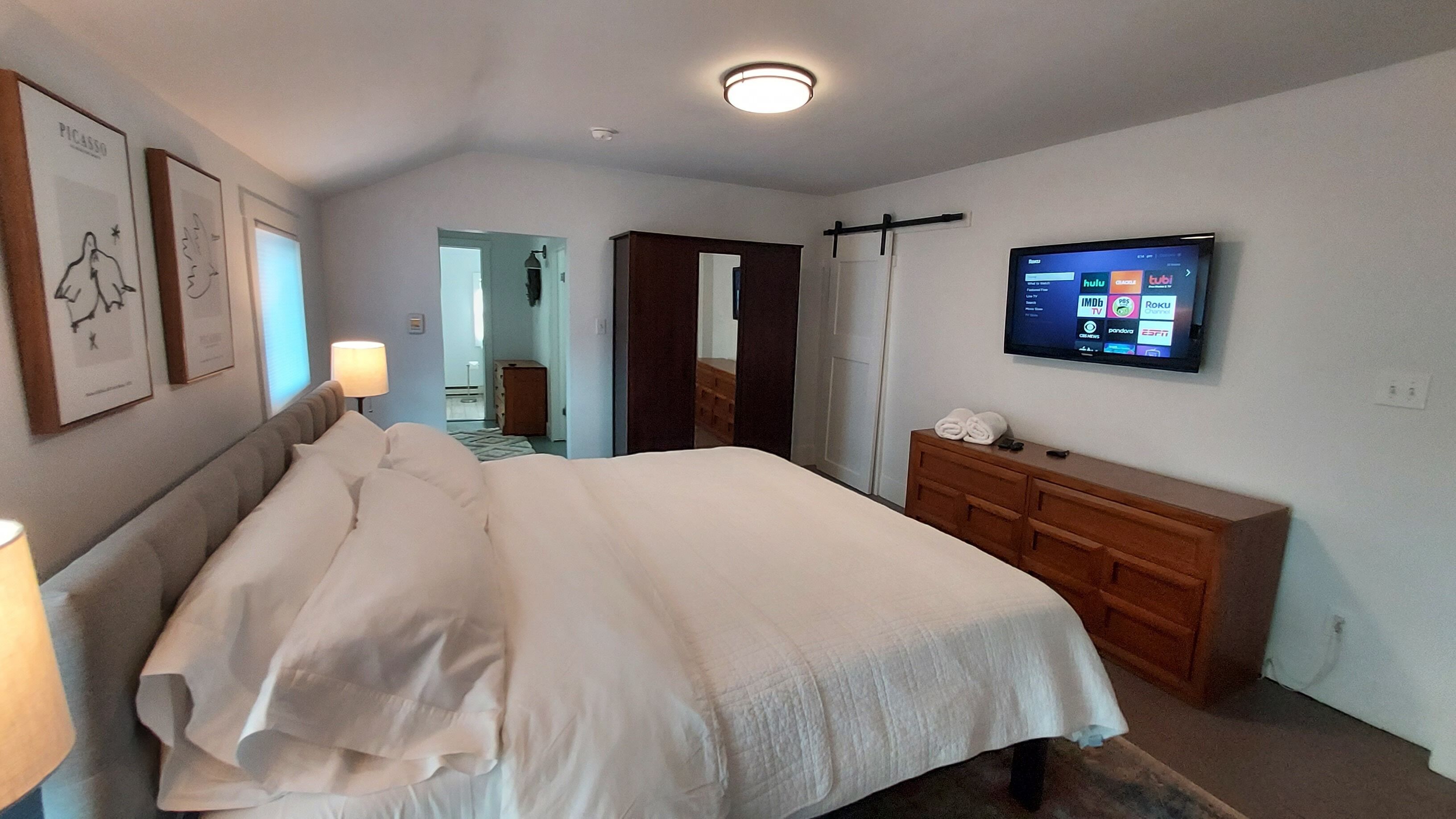 2 chambres, fer et planche à repasser, lit parapluie, Wi-Fi gratuit