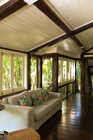 Casa do Rei | Living area - Vila Siriúba (Ilhabela)