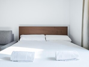 1 chambre, accès Internet, draps fournis