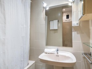 Hair dryer, towels