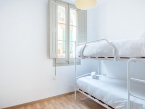 2 Schlafzimmer, Internetzugang, Bettwäsche