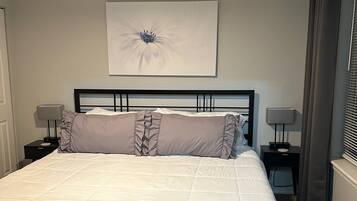 3 quartos, berço de viagem, Wi-Fi de cortesia, roupa de cama