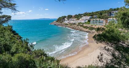 Apartment with sea views only 9km Port Aventura