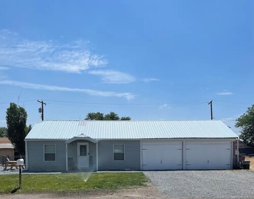 Farmhouse Style 2 Bedroom House