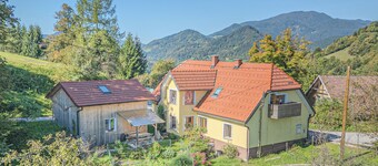 Farmhouse Raspberry Pool&Wellness, Vransko, Slovenia