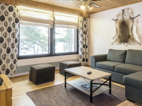TV. Vacation home Danila by Interhome