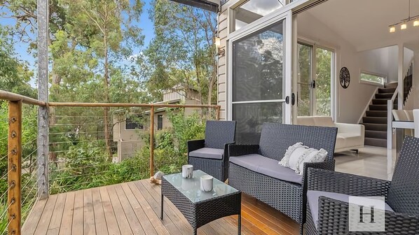Terrace/patio - Murrays Lakeshore Getaway (Murrays Beach)