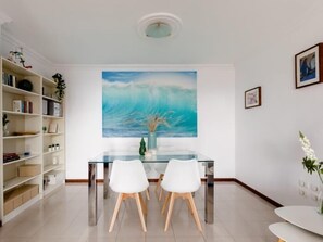 Interior - 'Santa Cruz Harbor Views': seaside prime location (Santa Cruz de Tenerife)