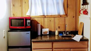 Fridge, microwave, cookware/dishes/utensils