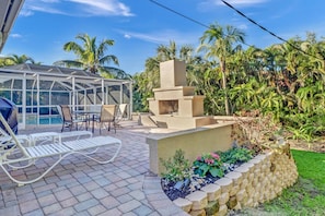 House (7384 Willems Dr) | Exterior