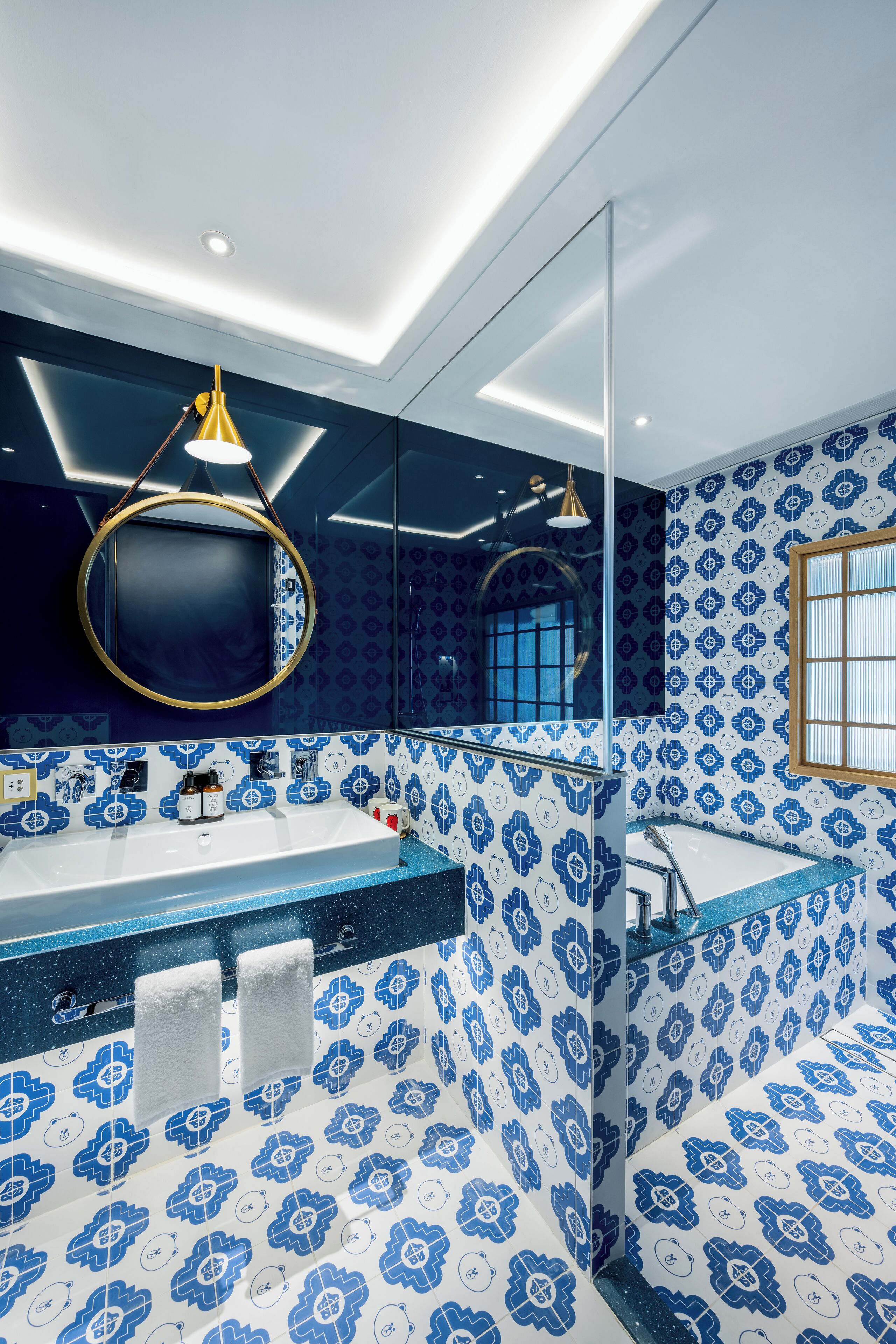 separate bathtub and shower, free toiletries, hair dryer, bathrobes