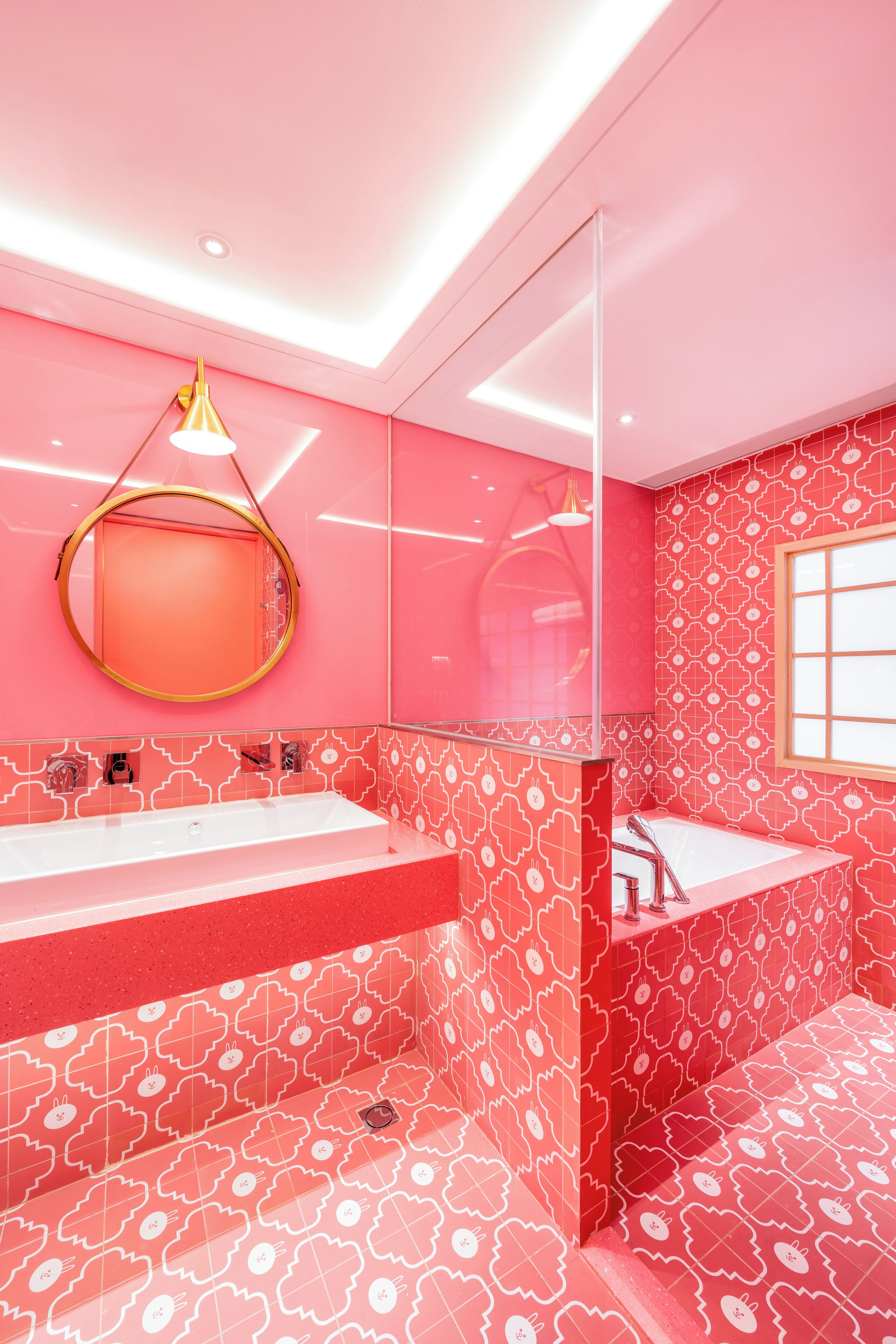 separate bathtub and shower, free toiletries, hair dryer, bathrobes