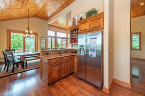 Fridge, microwave, oven, stovetop - Dog Friendly Lakefront Bliss w/ Hot Tub (McHenry)