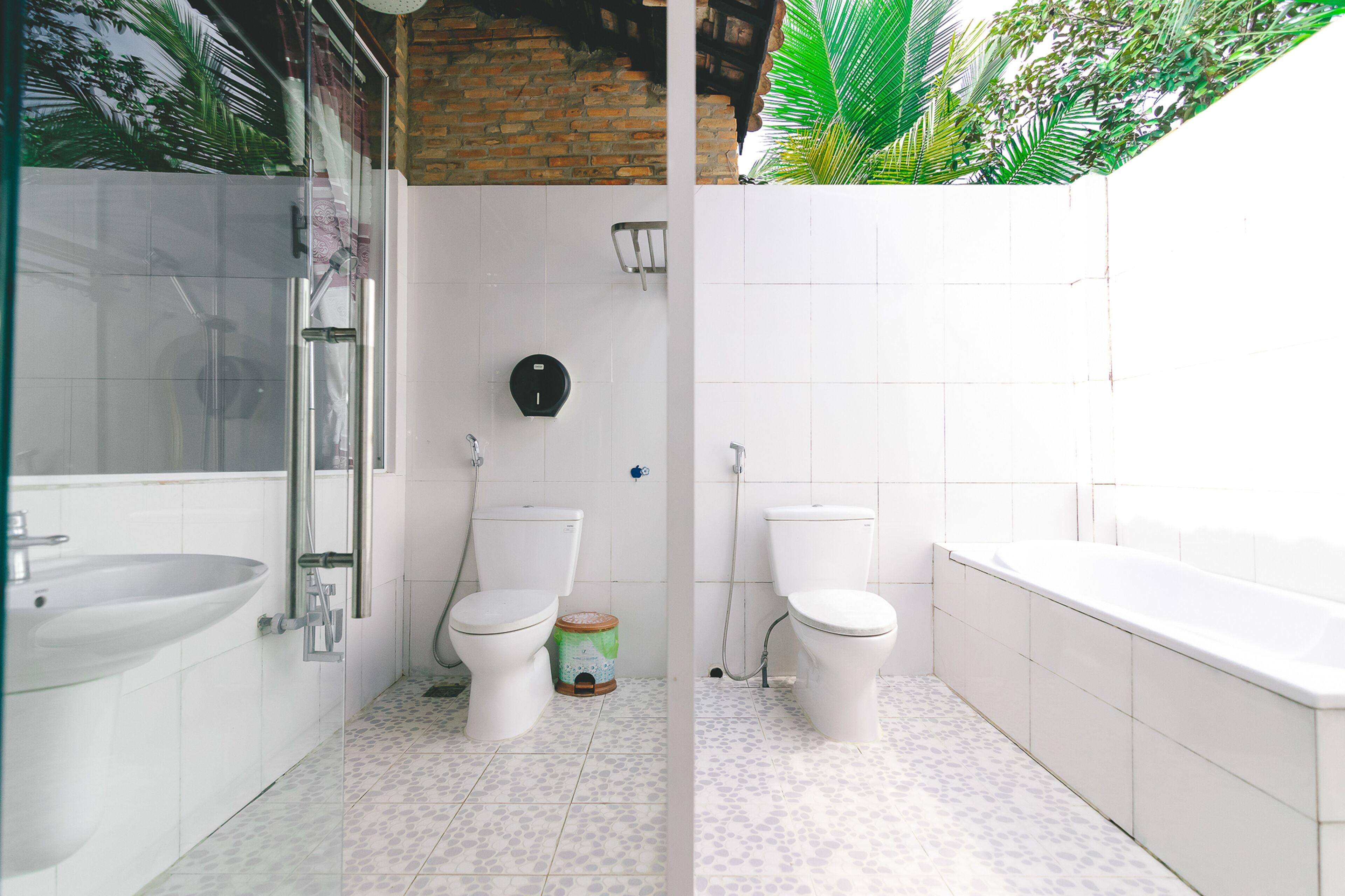 superior apartment | bathroom | free toiletries, hair dryer, bathrobes, slippers