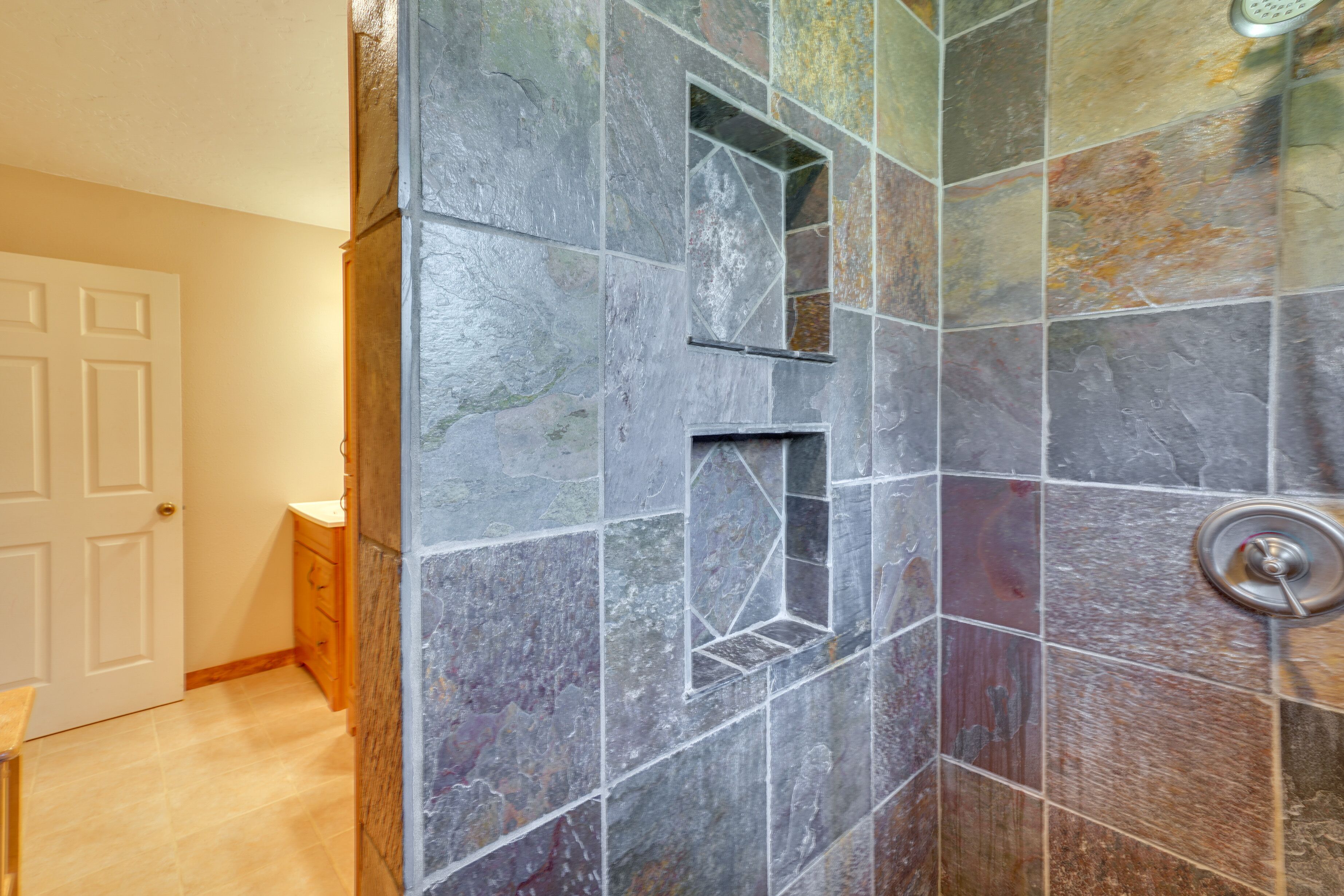 Articles de toilette gratuits, serviettes fournies