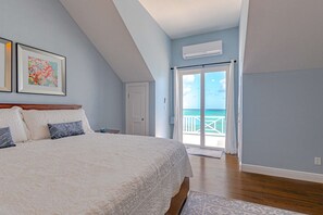 5 bedrooms, iron/ironing board, WiFi, bed sheets - Beach Front Villa LAS with direct Beach access (Nassau)