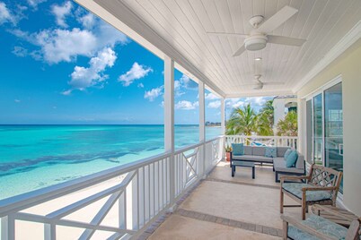 Beach Front Villa LAS with direct Beach access