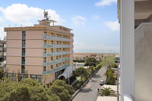 Property grounds - Apartment "Ca Laurana 42" with Sea View, Air Conditioning and Terrace (Bibione)