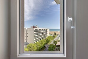 Interior - Apartment "Condominio Aurora" with Sea View & A/C (Bibione)