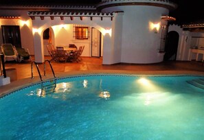 Pool - Costa Blanca - Villa with sea views, A/C, WiFi and pool heating in an exclusive location (Monte Pego, Alicante)