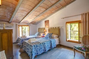 3 slaapkamers, gratis wifi, beddengoed