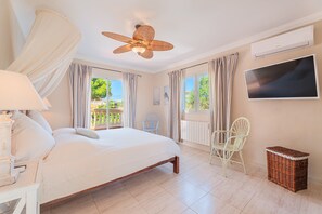 2 bedrooms, iron/ironing board, free WiFi, bed sheets - Holiday Home 'Casa Son Moja' with Private Terrace, Wi-Fi and Air Conditioning (Santanyi)