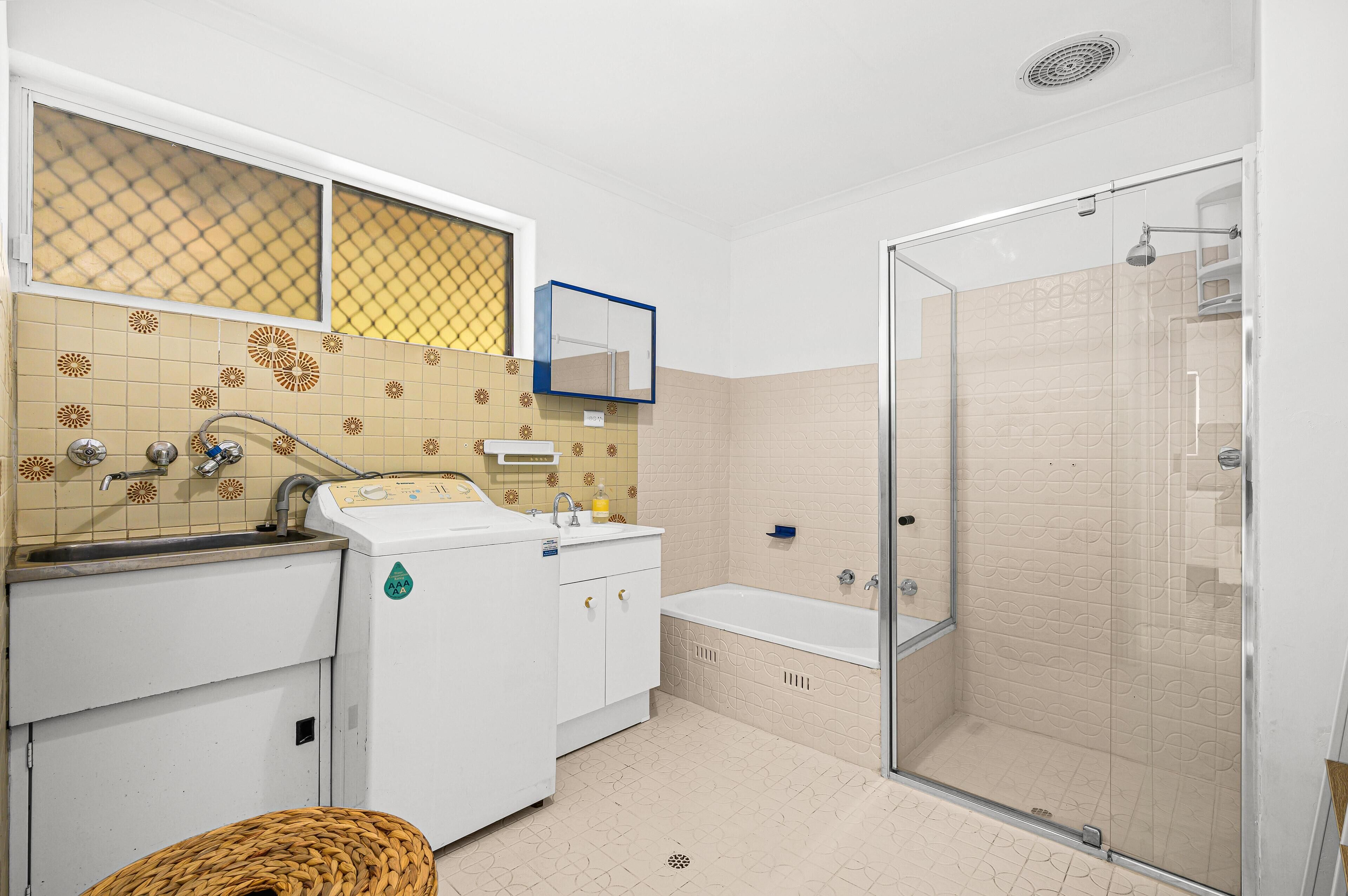 Vic's Place ~ Sellicks Beach - Chic Esplanade Retreat Perfect for Families — image 4