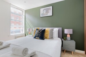 View from room - The Liverpool Street Apartments (London)