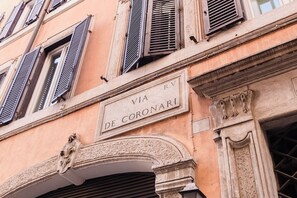 Exterior detail - Historical Apartment few steps from Piazza Navona (Roma)