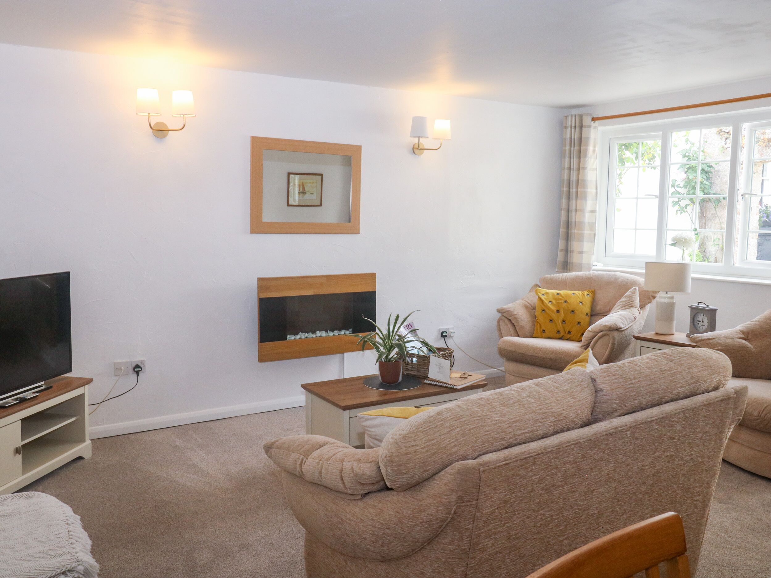 Cottage | Living area