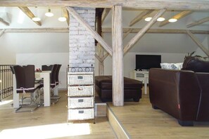 Téléviseur à écran plat de 21 po avec télévision numérique, téléviseur