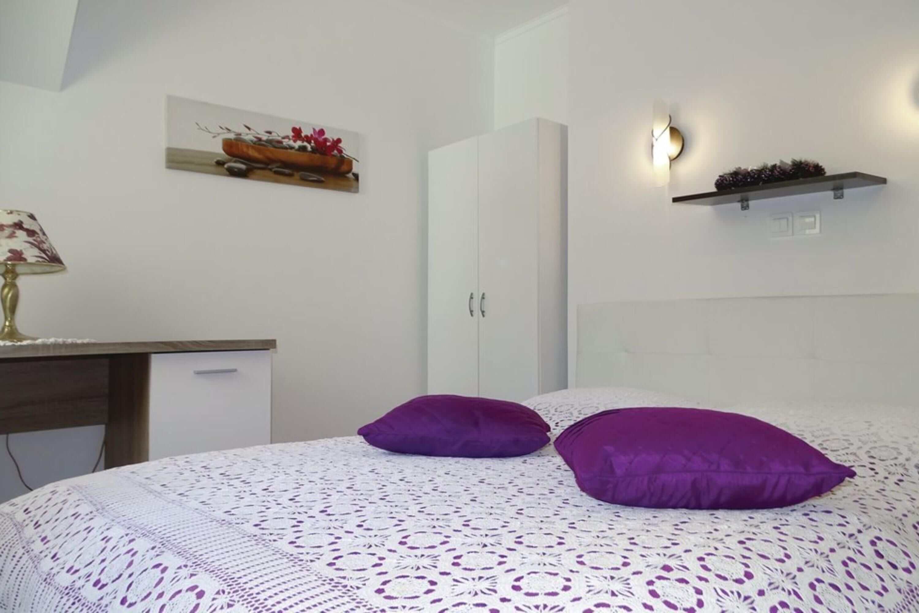 Familievilla, flere soverom, 2 bad (Villa Cujez With Sauna And Pool) | 4 soverom, skrivebord for bærbar PC, wi-fi (inkludert) og sengetøy