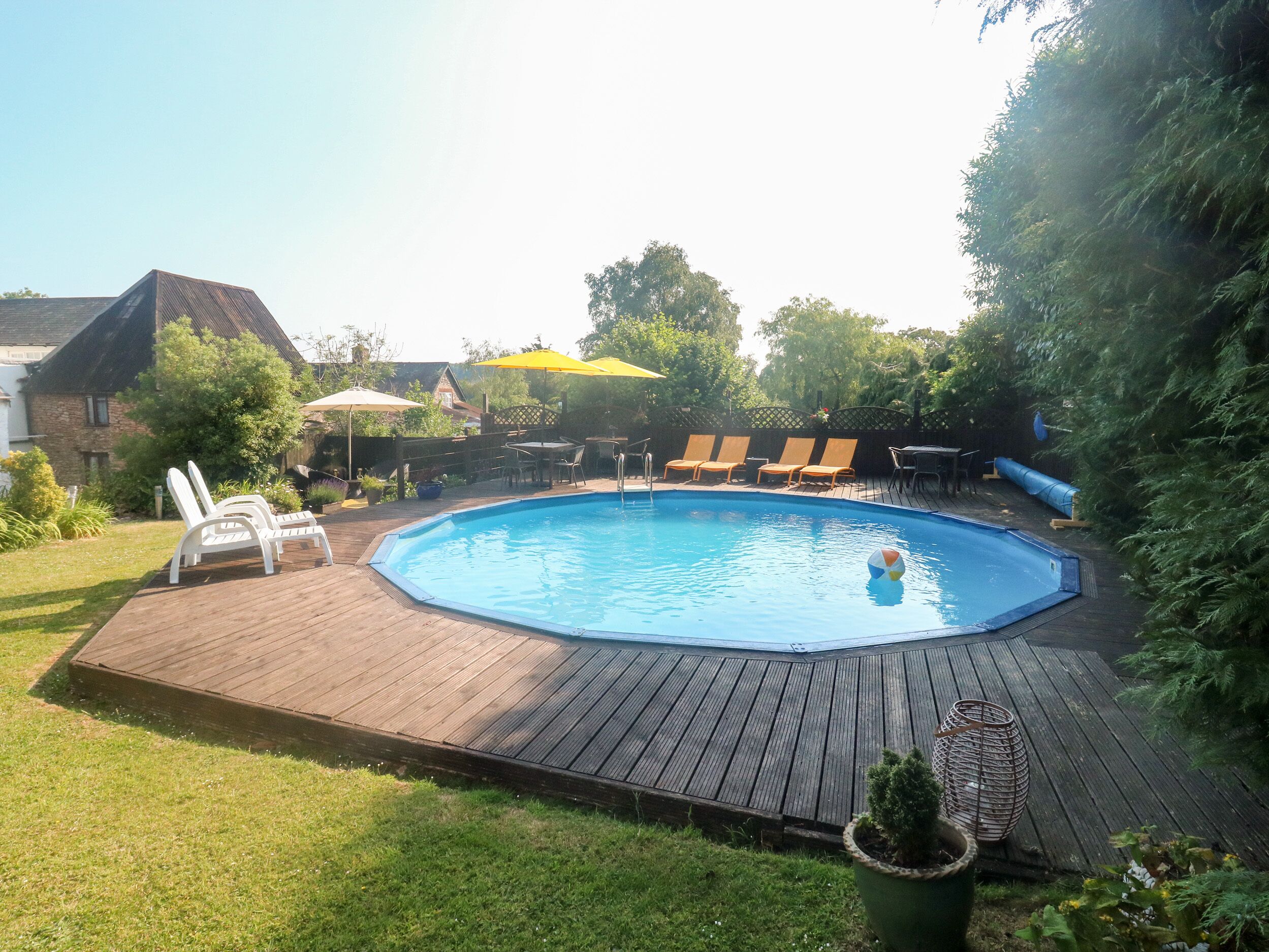 Cottage | Pool | Outdoor pool