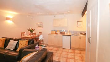 Cottage | Interior
