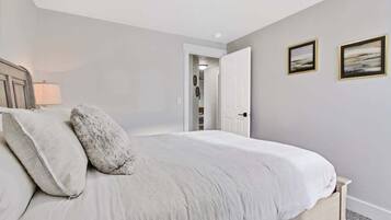 3 chambres, fer et planche à repasser, lit de bébé portatif, Wi-Fi