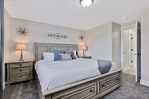 3 Schlafzimmer, Bügeleisen/Bügelbrett, Reisekinderbett, WLAN