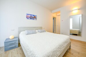 2 soverom, wi-fi (inkludert) og sengetøy