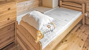 3 Schlafzimmer, Reisekinderbett, kostenloses WLAN, Bettwäsche