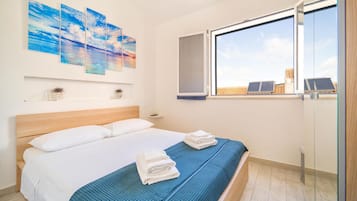 2 chambres, fer et planche Ă repasser, Wi-Fi gratuit, draps fournis