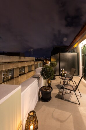 Divine Suite with Terrace | Terrace/patio