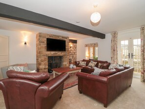 Cottage | Living area - The Stable House (Sherborne)